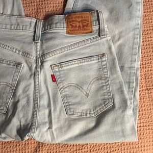 Levi's High Waisted Taper Jeans